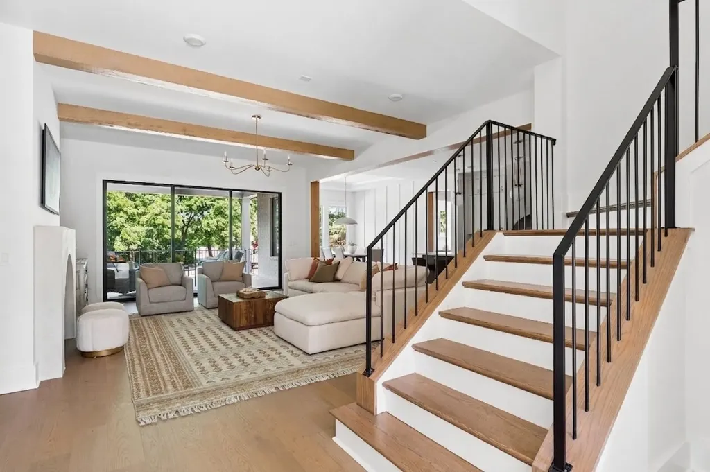 2808 White Oak Drive Nashville TN 37215