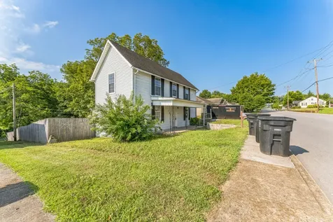 203 Park Street Athens TN 37303