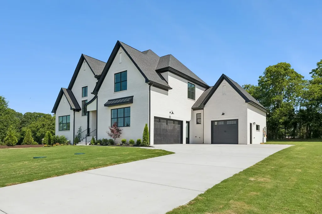 1501 Martha Washington Way Murfreesboro TN 37130