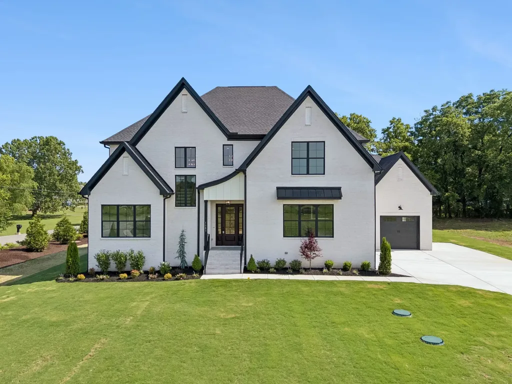 1501 Martha Washington Way Murfreesboro TN 37130