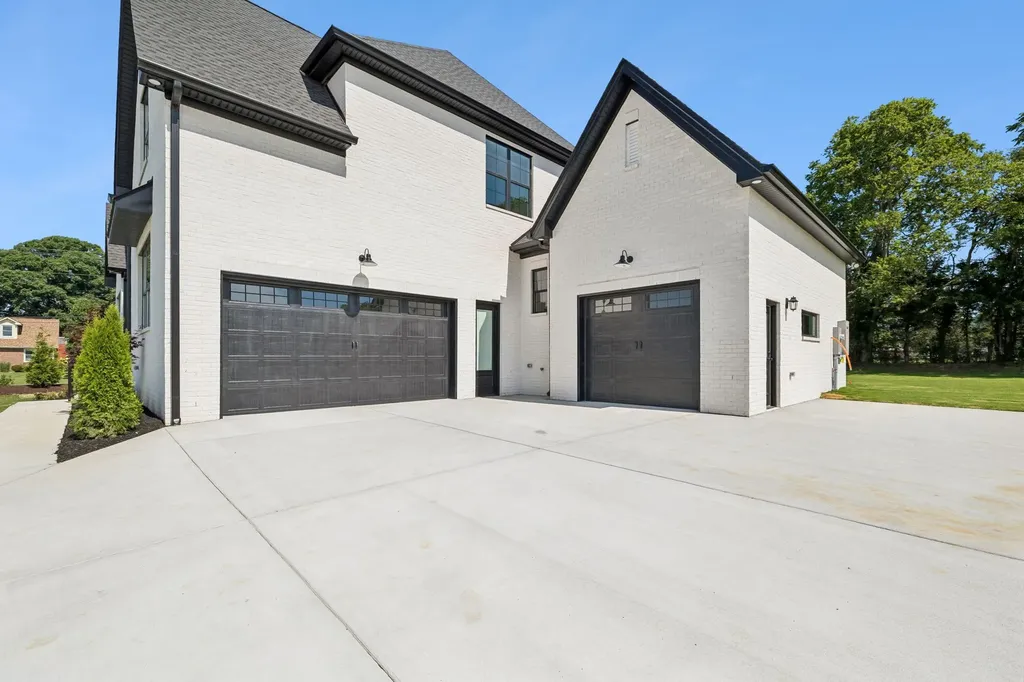 1501 Martha Washington Way Murfreesboro TN 37130