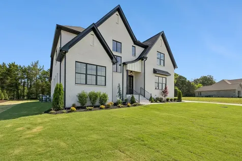 1501 Martha Washington Way Murfreesboro TN 37130
