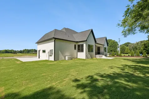 1501 Martha Washington Way Murfreesboro TN 37130