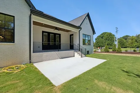 1501 Martha Washington Way Murfreesboro TN 37130