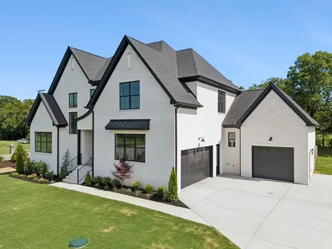 1501 Martha Washington Way Murfreesboro TN 37130