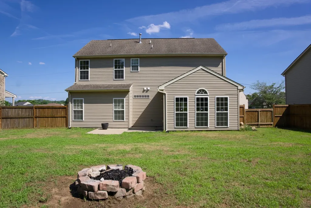2244 Gilmore Crossing Lane Nashville TN 37218