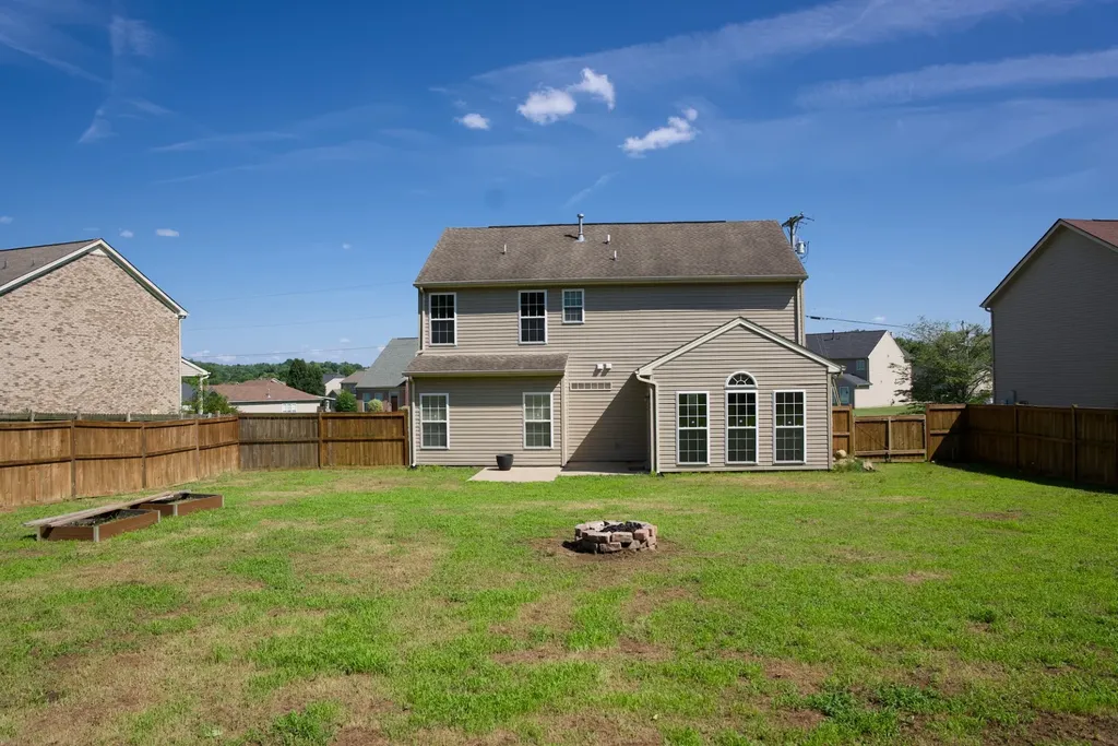 2244 Gilmore Crossing Lane Nashville TN 37218