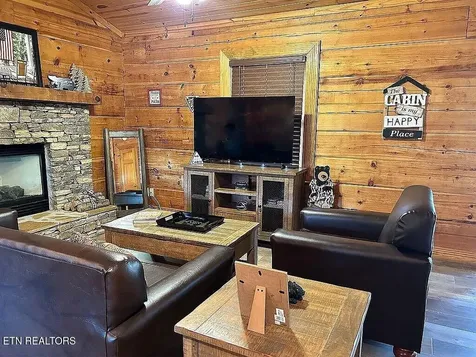 3215 Steeple Way Pigeon Forge TN 37863