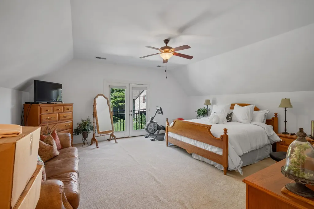 131 Village Circle Lebanon TN 37087
