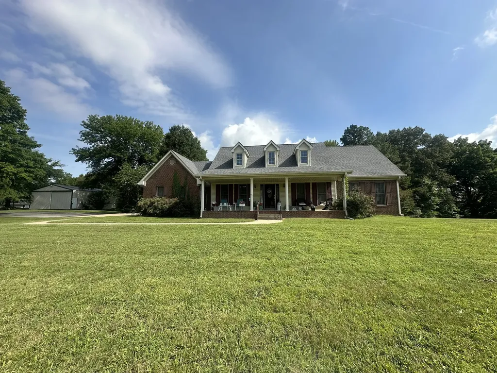 2230 Bend Road Clarksville TN 37040