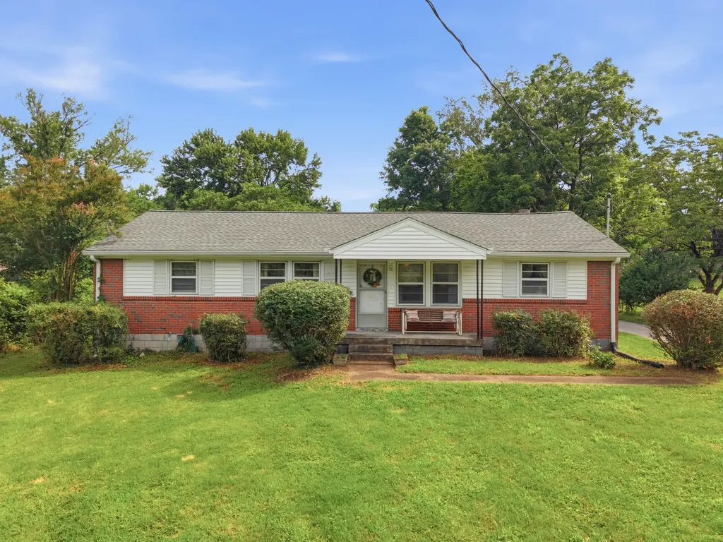 3835 Creekside Drive Nashville TN 37211