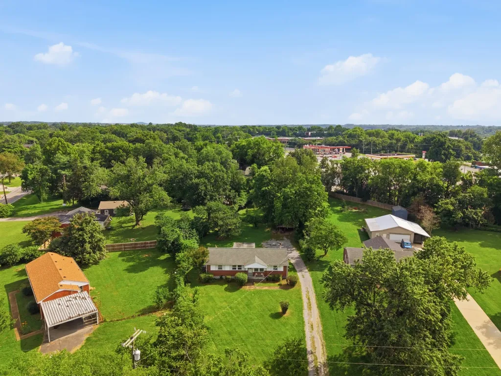 3835 Creekside Drive Nashville TN 37211