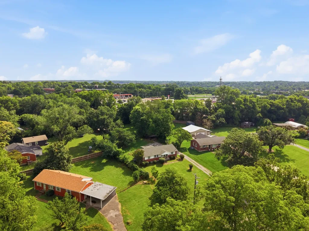 3835 Creekside Drive Nashville TN 37211