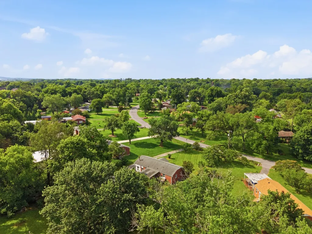 3835 Creekside Drive Nashville TN 37211