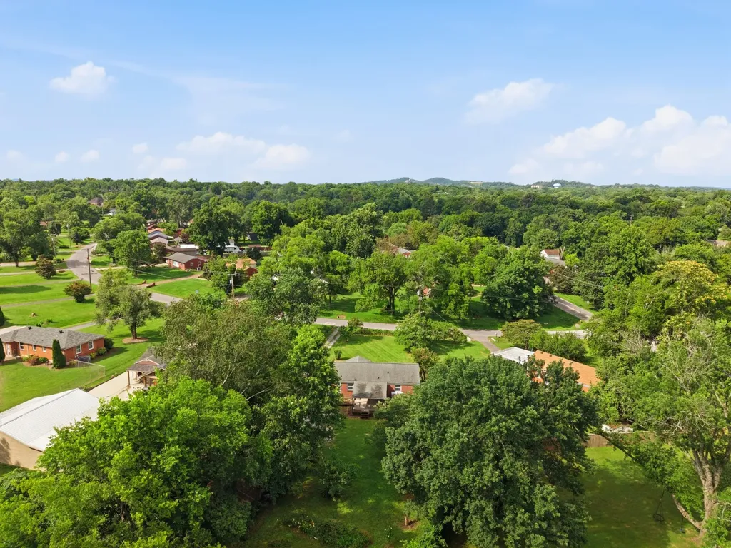 3835 Creekside Drive Nashville TN 37211