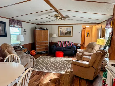90 Coxburg Road North Holladay TN 38341