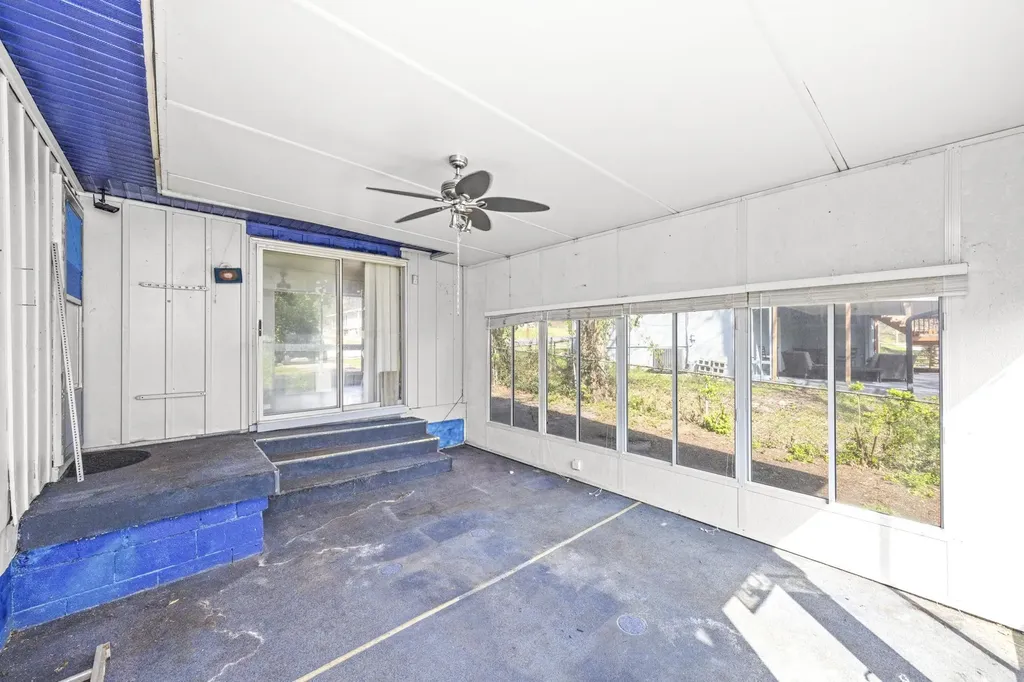 1917 Louanne Drive Nashville TN 37217