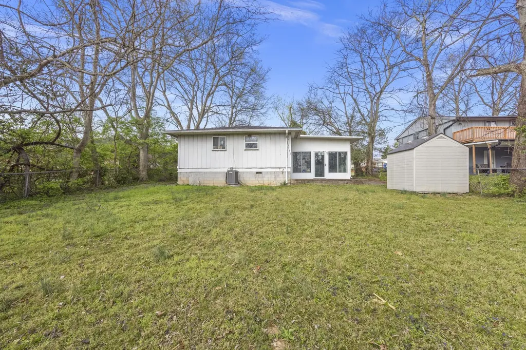 1917 Louanne Drive Nashville TN 37217