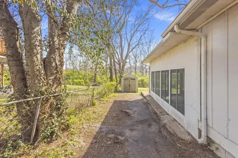 1917 Louanne Drive Nashville TN 37217