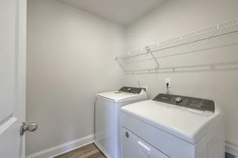 1786 Flora Grove Hermitage TN 37076