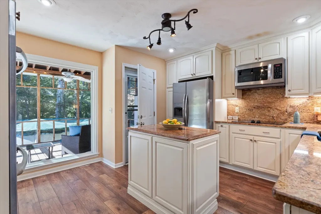 2019 Hidden Cove Road Mount Juliet TN 37122