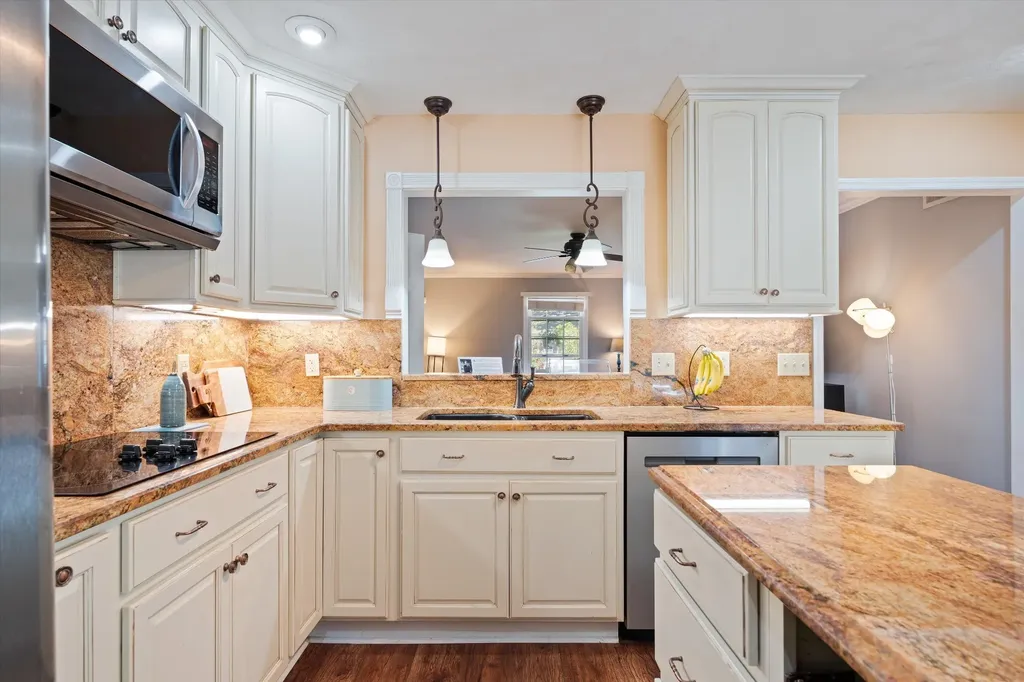 2019 Hidden Cove Road Mount Juliet TN 37122