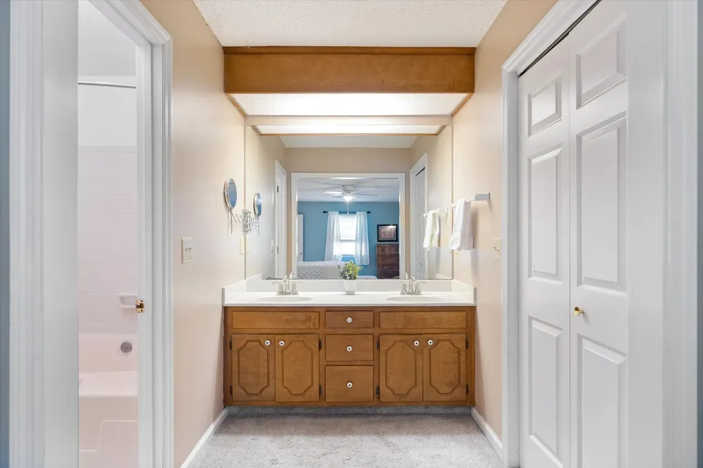 2019 Hidden Cove Road Mount Juliet TN 37122
