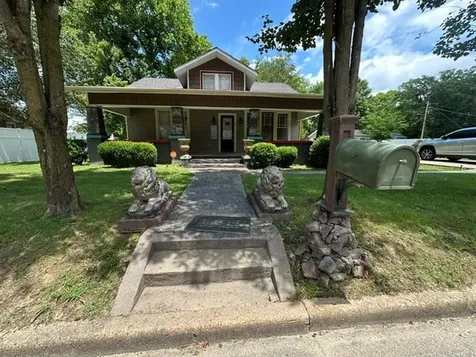 116 W Frazier Street Camden TN 38320