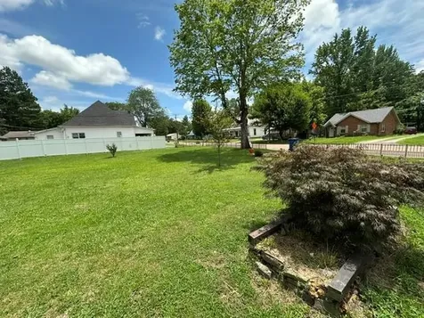 116 W Frazier Street Camden TN 38320