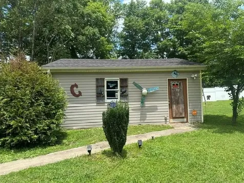 116 W Frazier Street Camden TN 38320