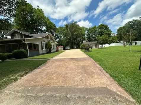 116 W Frazier Street Camden TN 38320