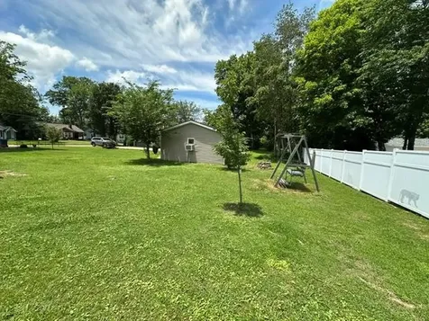 116 W Frazier Street Camden TN 38320