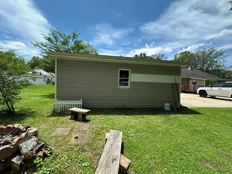 116 W Frazier Street Camden TN 38320