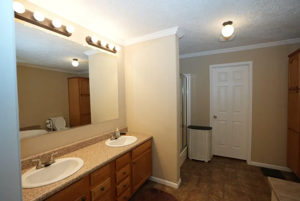 1366 Paradise Lane Dandridge TN 37725