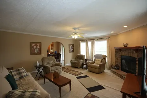 1366 Paradise Lane Dandridge TN 37725
