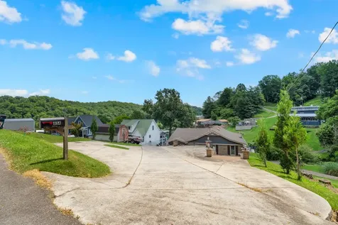 814 Shasteen Hollow Road Lynchburg TN 37352