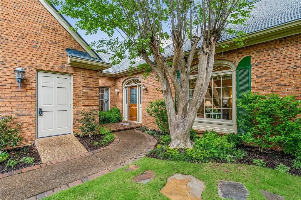 4640 Peppertree Lane Memphis TN 38117