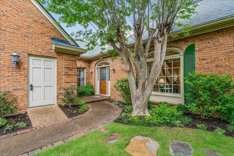 4640 Peppertree Lane Memphis TN 38117