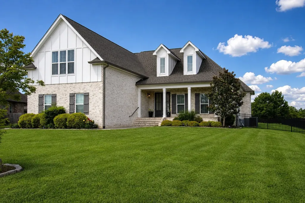 227 Amana Drive Lebanon TN 37087