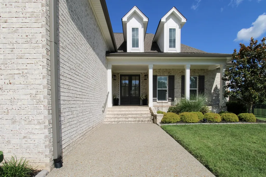 227 Amana Drive Lebanon TN 37087