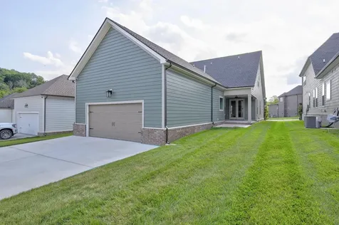 448 Doversley Court Hendersonville TN 37075