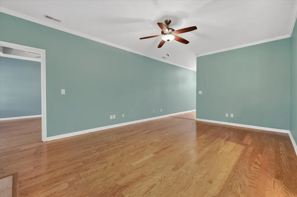 404 Country Club Court Clarksville TN 37043