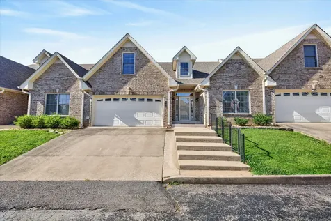 404 Country Club Court Clarksville TN 37043