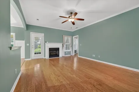 404 Country Club Court Clarksville TN 37043