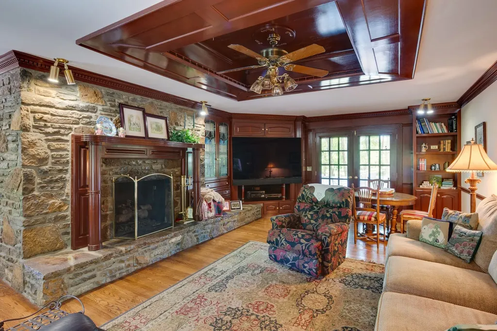 945 Forest Acres Court Nashville TN 37220