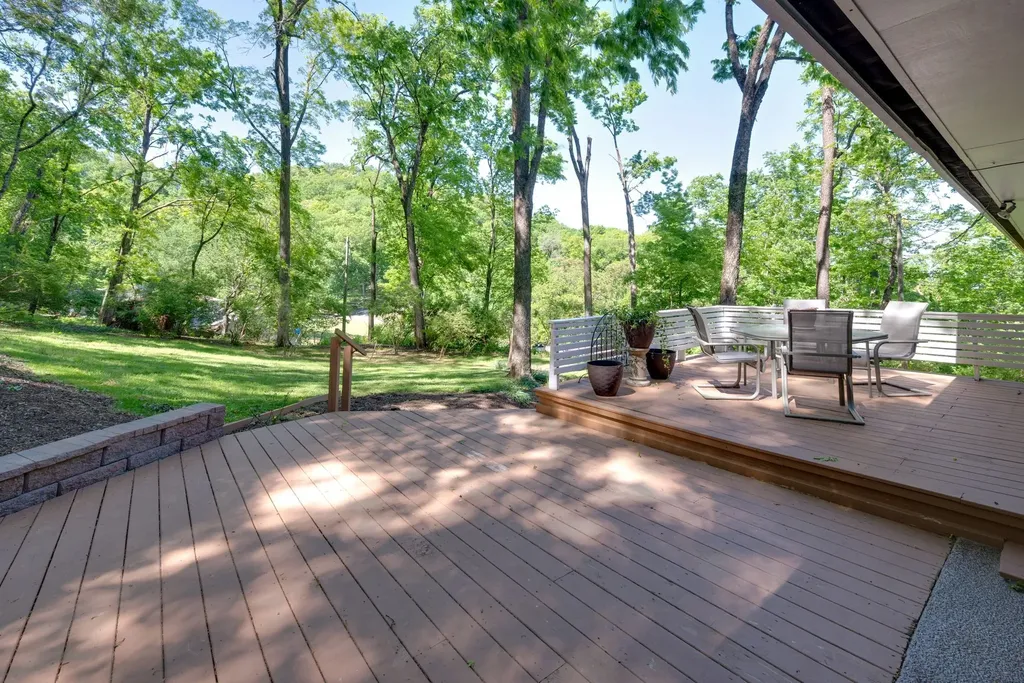 945 Forest Acres Court Nashville TN 37220