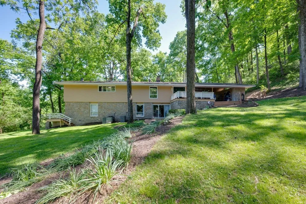 945 Forest Acres Court Nashville TN 37220