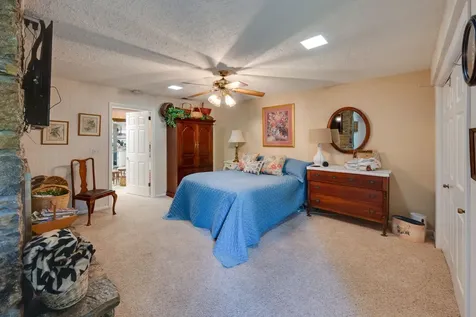 945 Forest Acres Court Nashville TN 37220
