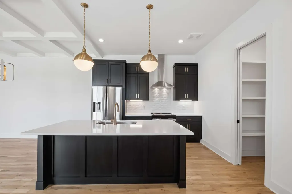 2225 Herman Street Nashville TN 37208
