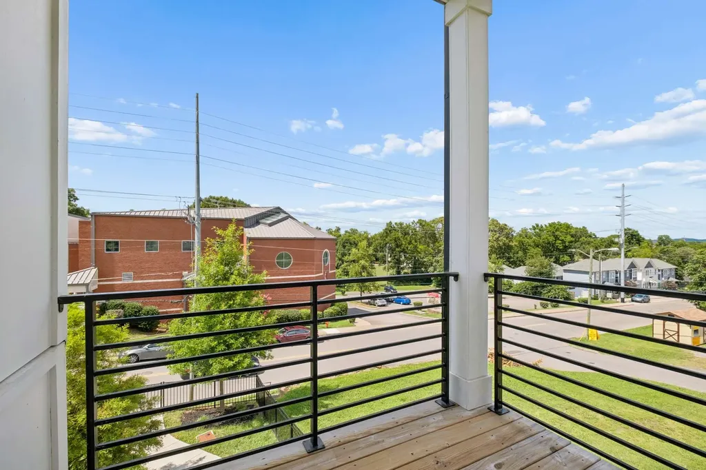 2225 Herman Street Nashville TN 37208